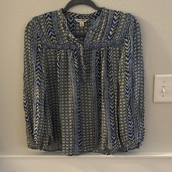 Lucky Brand Tops - Lucky Brand Top Size M